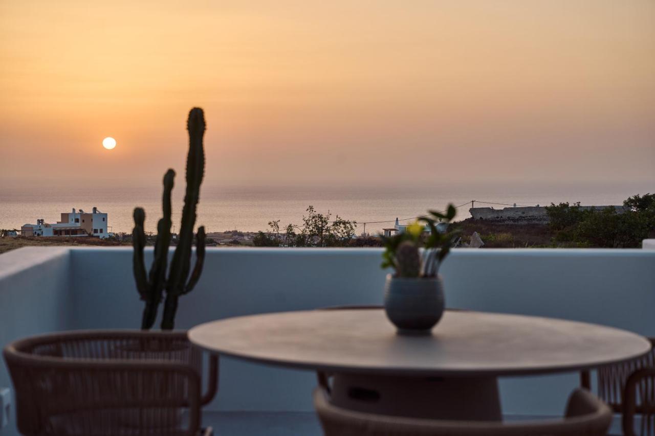 Lilium Homes Karterados  Exterior photo